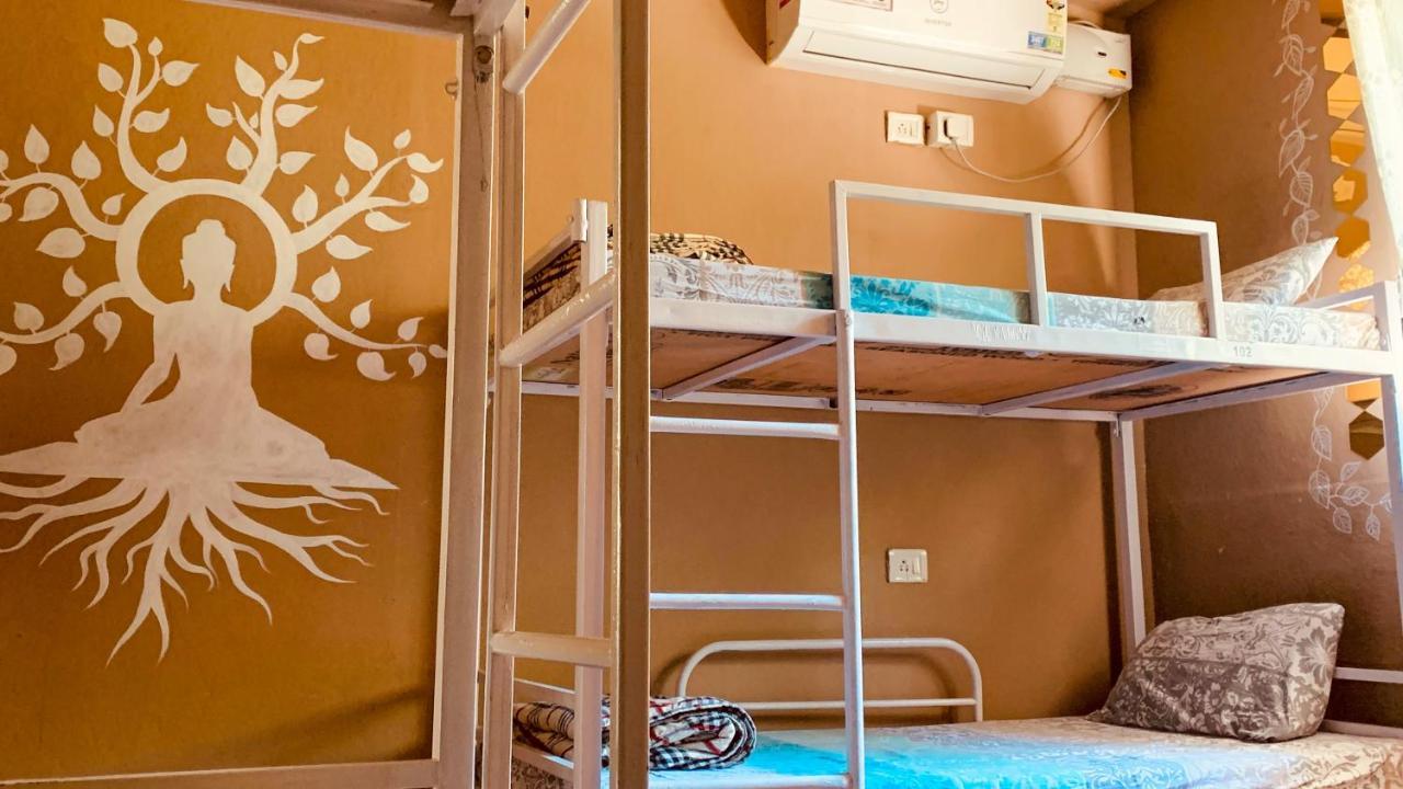 Rootsvilla Vagator - Longstays, Coworking Backpacker'S Hostel Kültér fotó